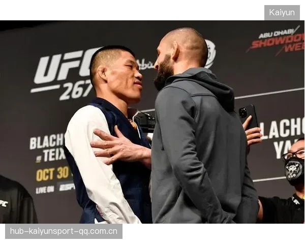 UFC选手被KO倒地后拒绝担架，怒吼坚持走出赛场